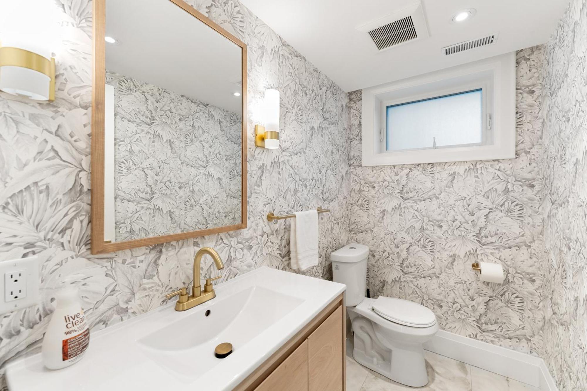 Luxury Home - 5 Min From Airport, 15 To Downtown Торонто Экстерьер фото